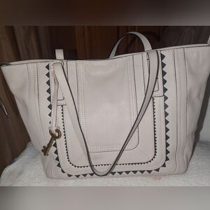 Fossil Carlie Cream and Black Modern Tote .